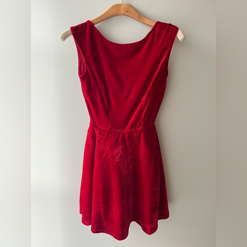 Red Velvet Mini Dress w/ Tulle Skirt Underlay - Size XS